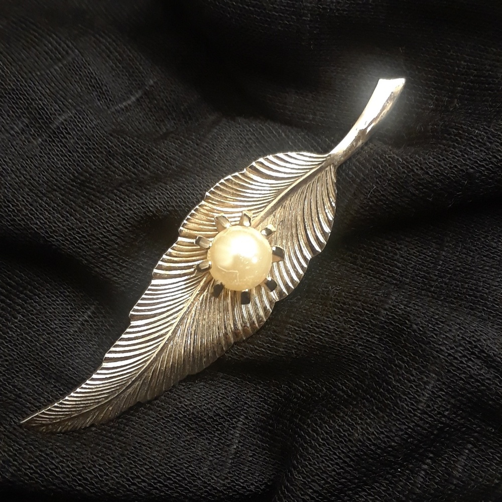 Heirloom Brooch